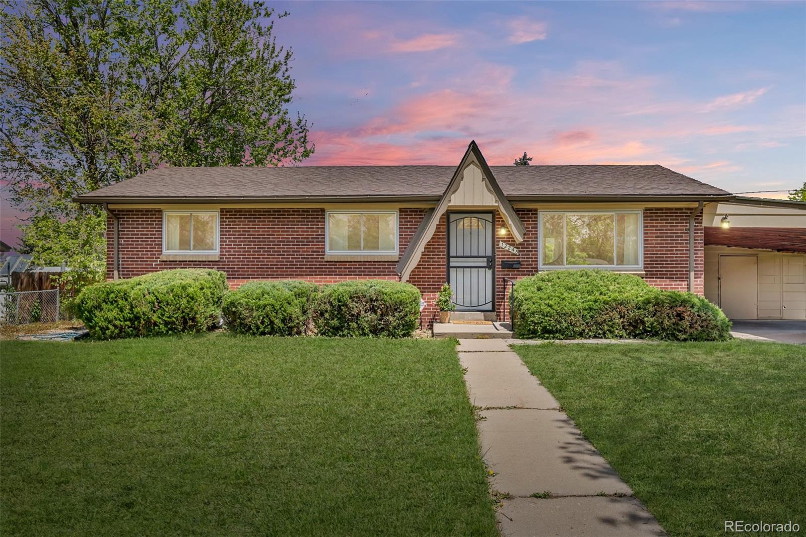 MLS Image #2 for 12245 e virginia drive,aurora, Colorado