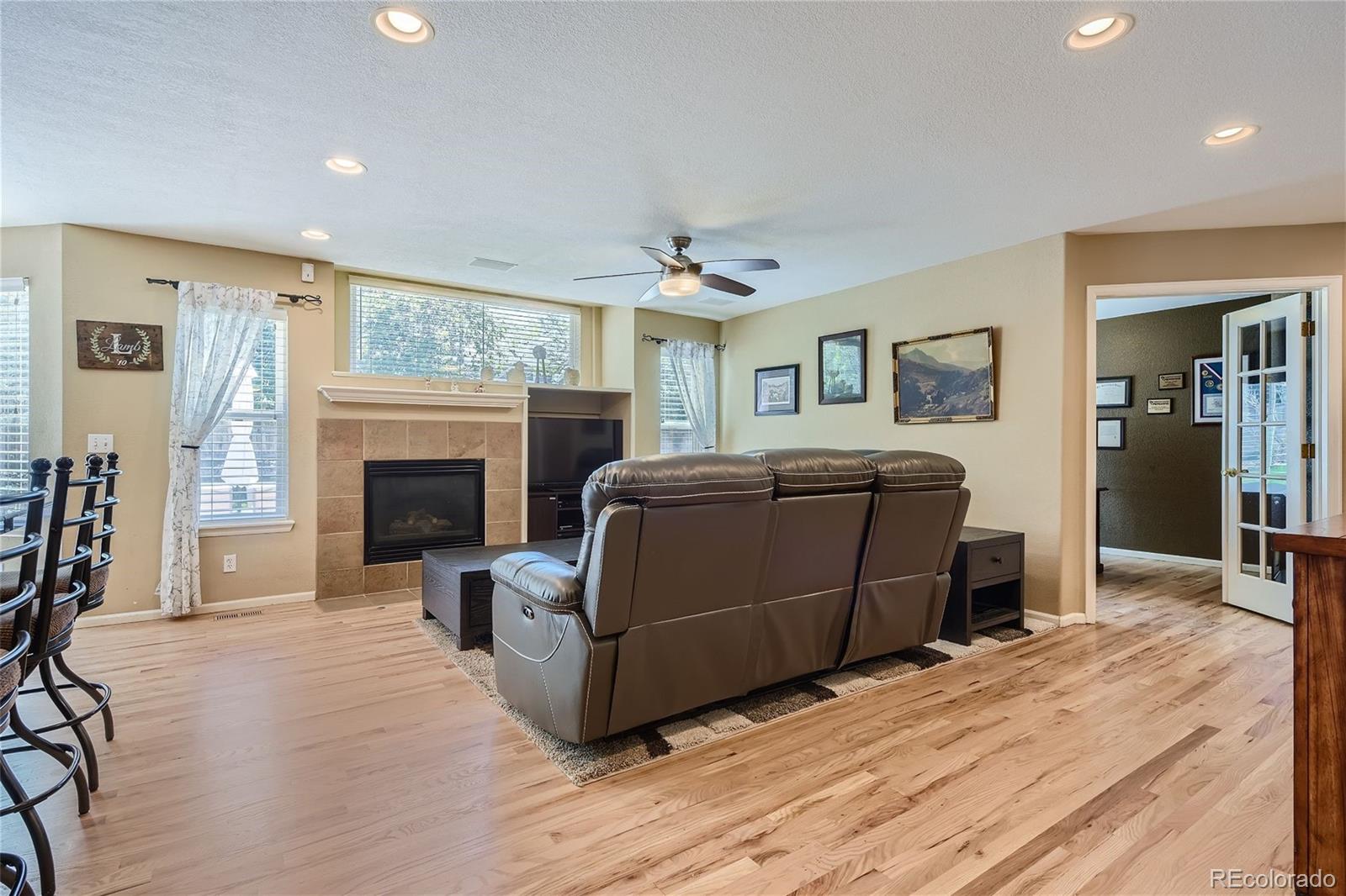 MLS Image #11 for 842  sparrow hawk drive,highlands ranch, Colorado