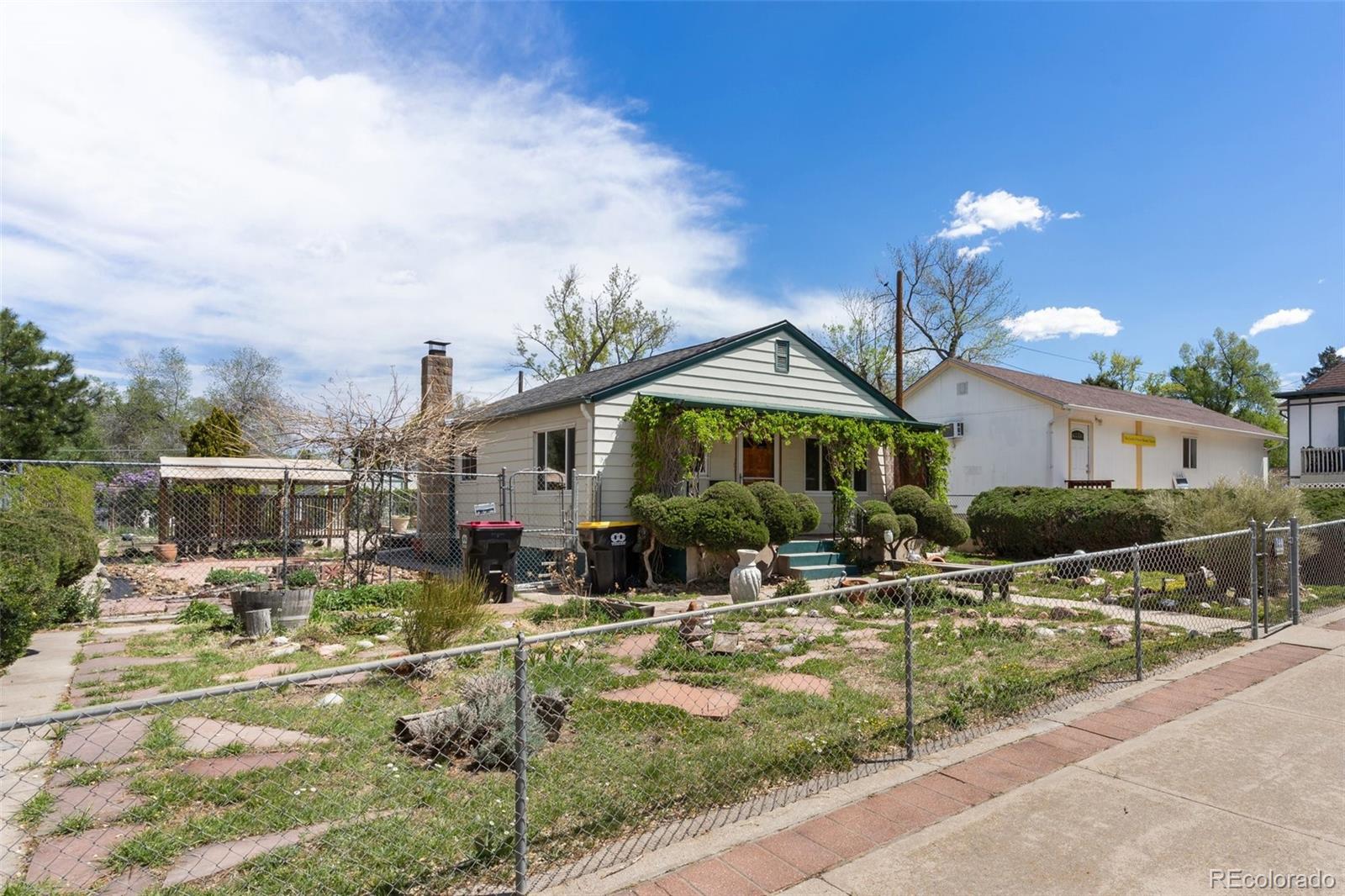 CMA Image for 744 E Moreno Avenue,Colorado Springs, Colorado