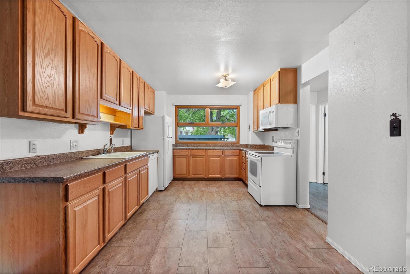 MLS Image #4 for 11642  lincoln ,northglenn, Colorado