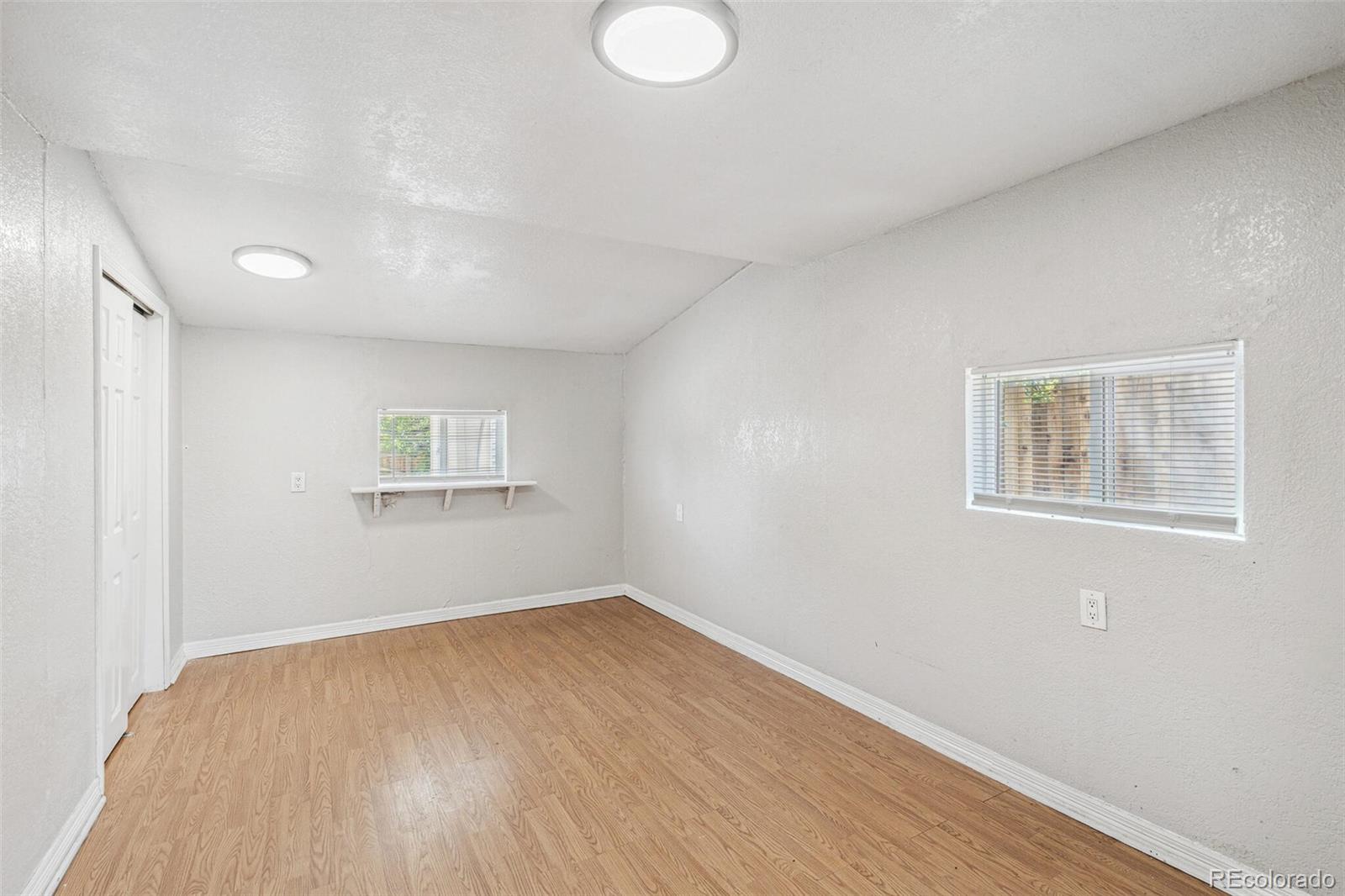 MLS Image #17 for 930  irving street,denver, Colorado