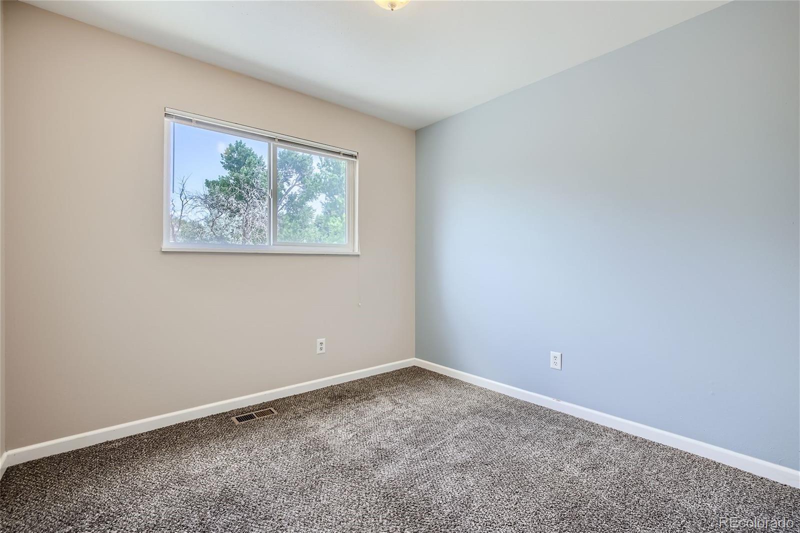 MLS Image #14 for 4717  palmer park boulevard,colorado springs, Colorado