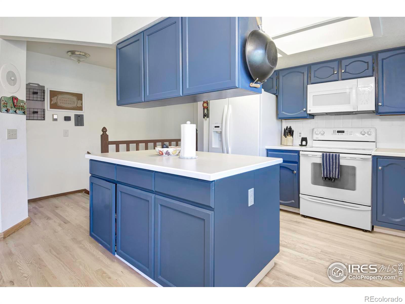 MLS Image #9 for 2375  ranch drive,westminster, Colorado