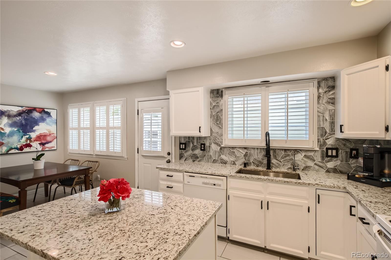 MLS Image #10 for 7527 s cove circle,centennial, Colorado