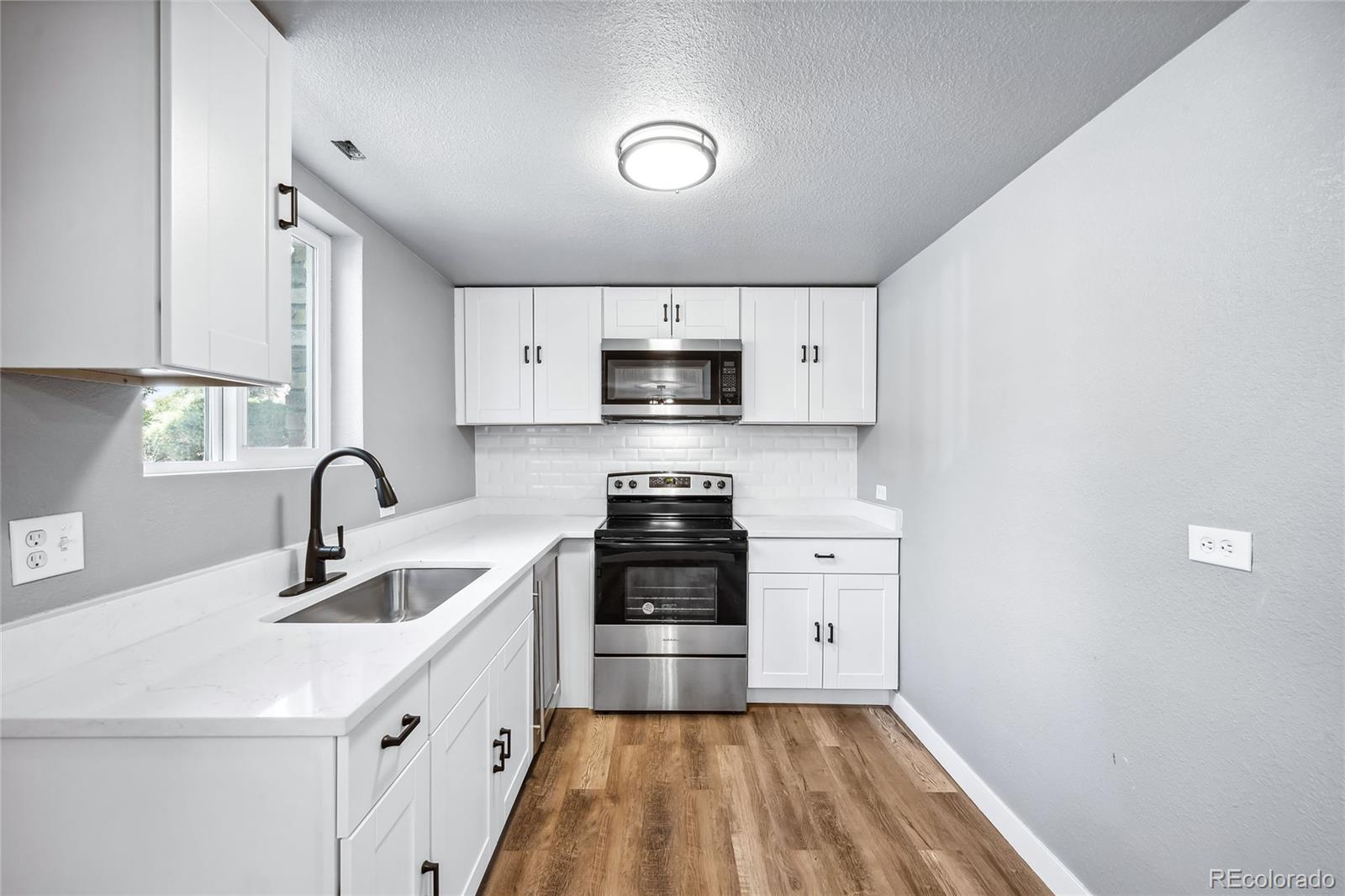 MLS Image #6 for 2190 s holly street 102,denver, Colorado