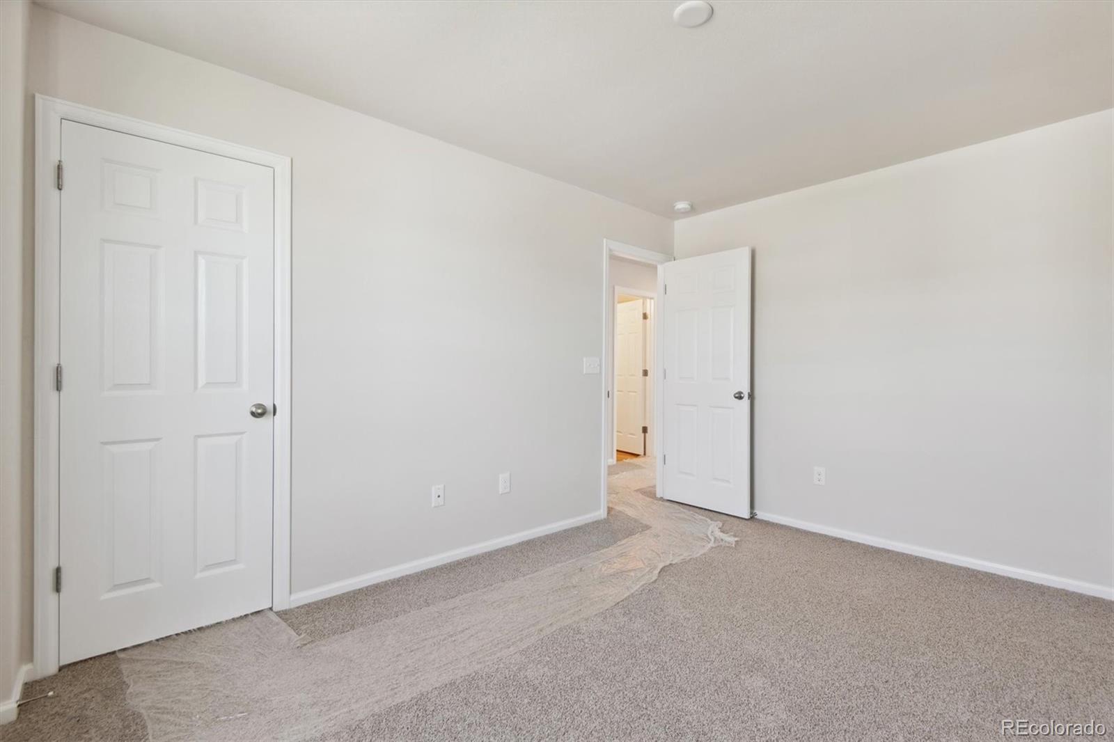 MLS Image #17 for 24574 e 37th avenue,aurora, Colorado