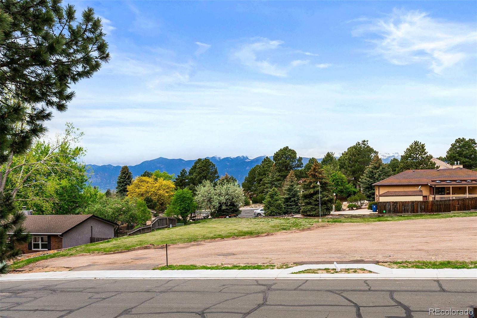 MLS Image #3 for 1619  babcock lane,colorado springs, Colorado