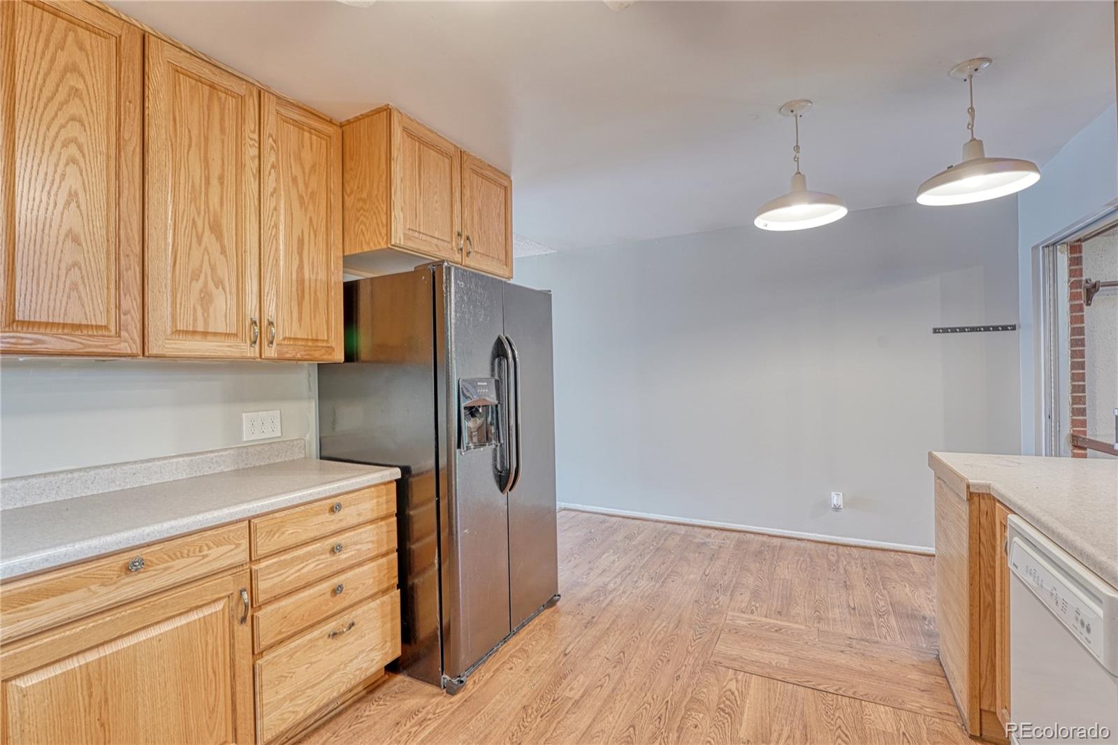 MLS Image #11 for 415 s wheeling way,aurora, Colorado