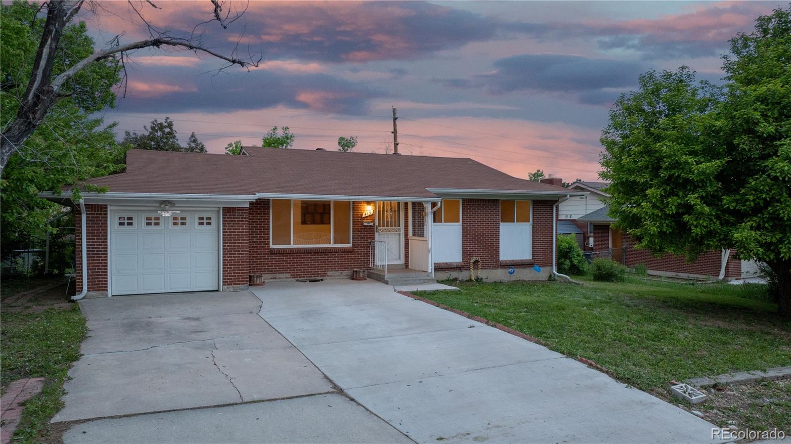 MLS Image #2 for 415 s wheeling way,aurora, Colorado