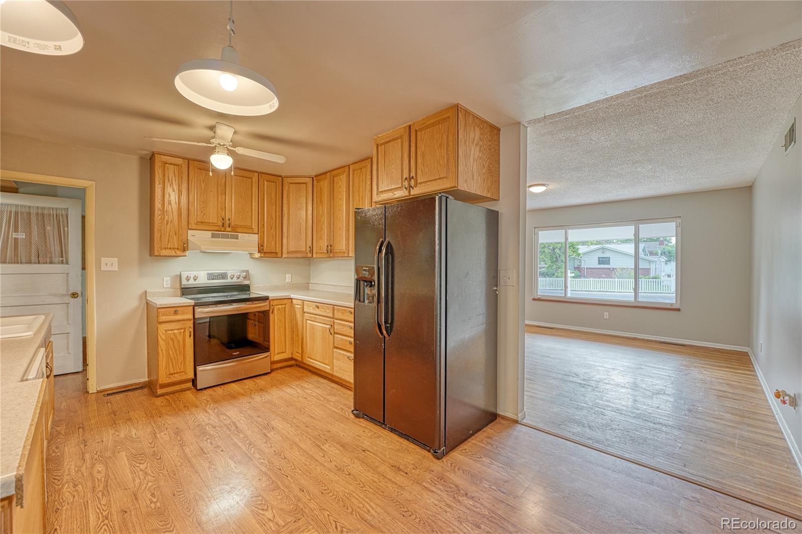 MLS Image #9 for 415 s wheeling way,aurora, Colorado