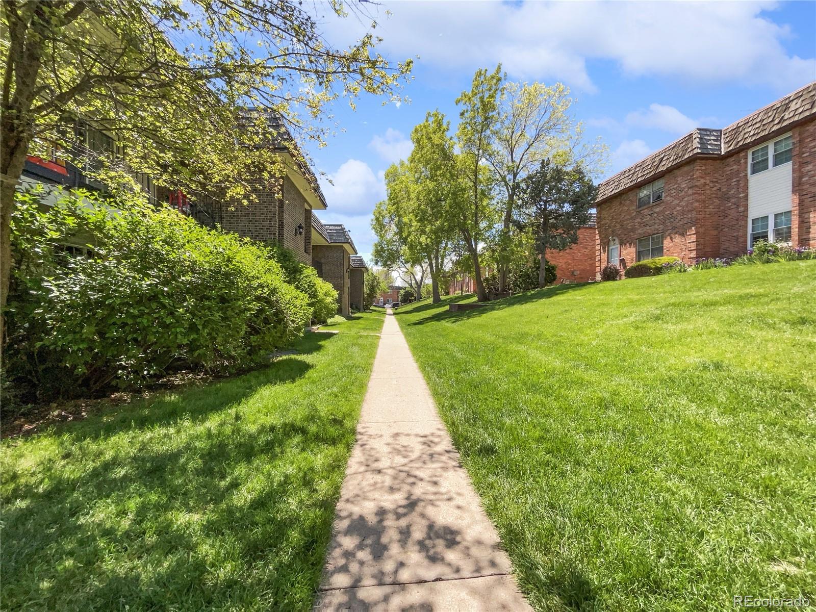 MLS Image #5 for 4565 s lowell boulevard,denver, Colorado