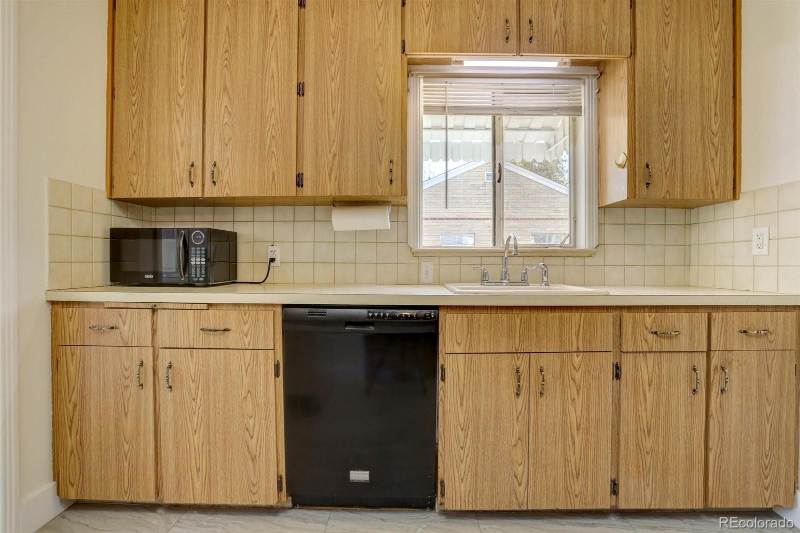 MLS Image #10 for 816 s raritan street,denver, Colorado