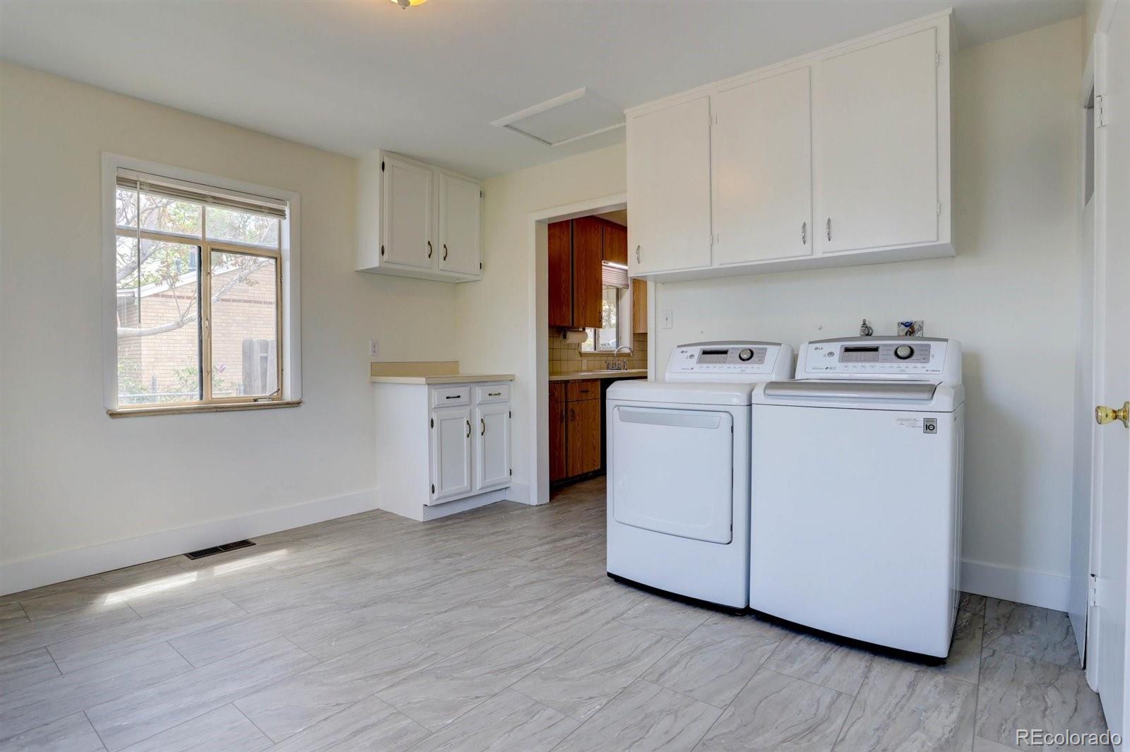 MLS Image #14 for 816 s raritan street,denver, Colorado