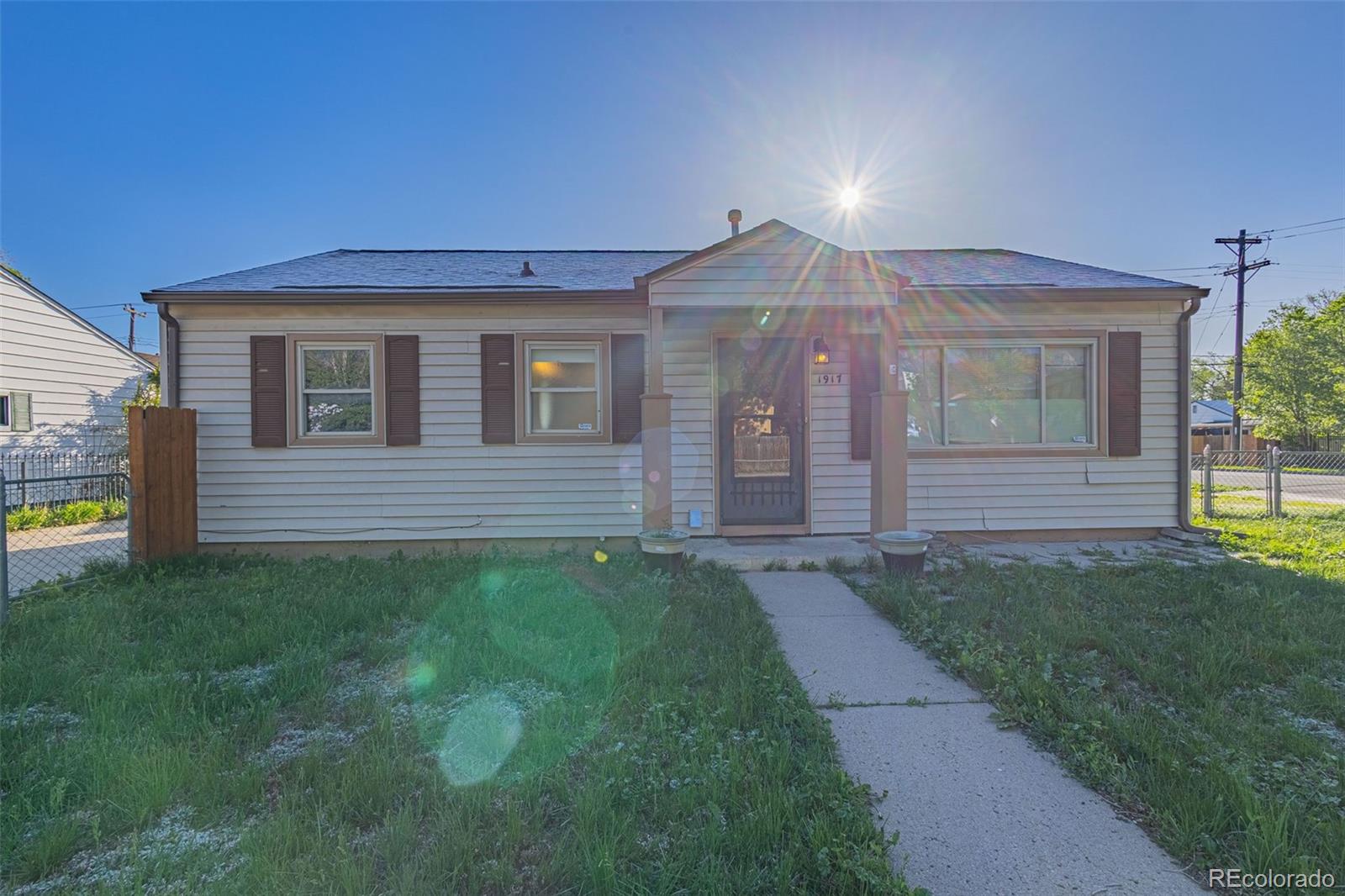 CMA Image for 1917  Ouray Avenue,Colorado Springs, Colorado