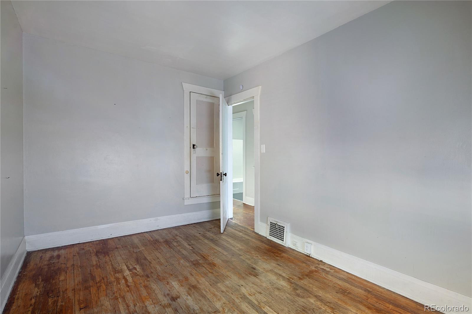 MLS Image #14 for 1253 s ogden street,denver, Colorado