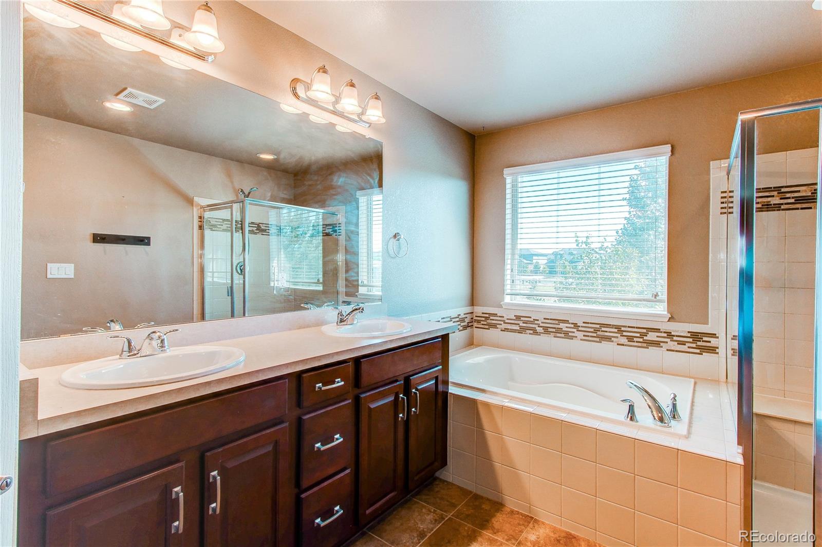 MLS Image #25 for 7145 s robertsdale way,aurora, Colorado