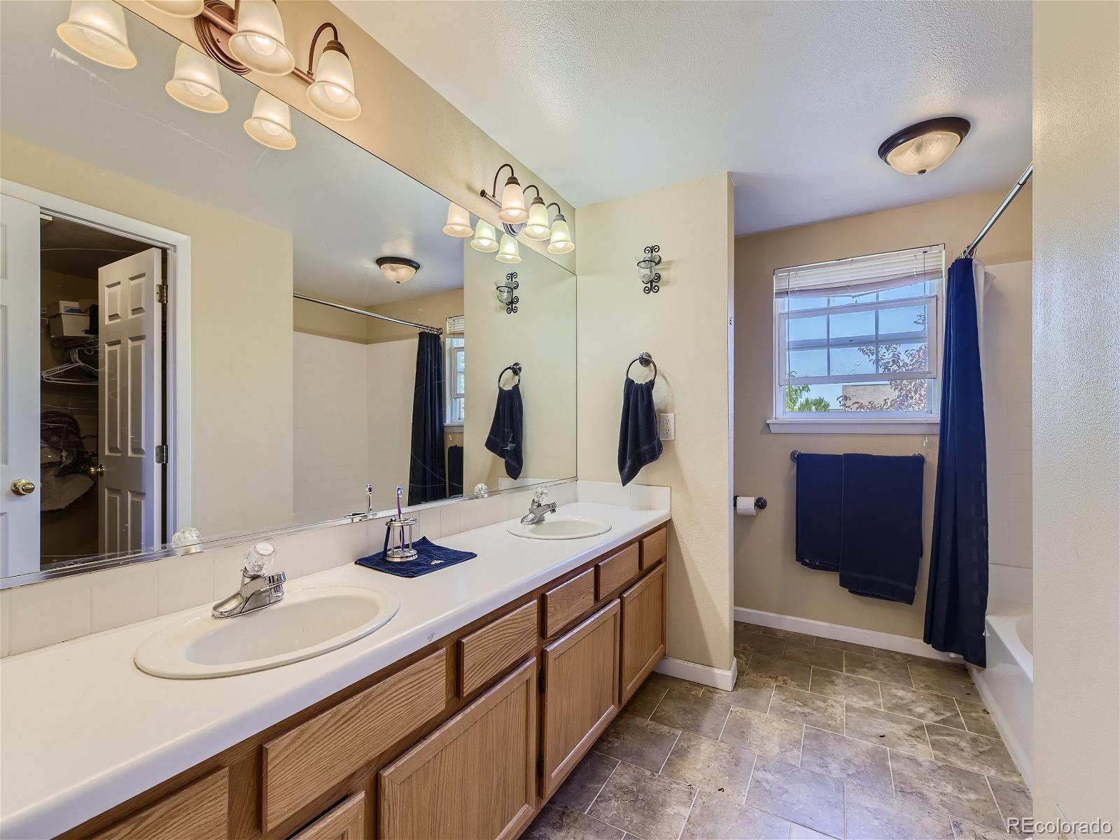 MLS Image #9 for 22462 e princeton drive,aurora, Colorado