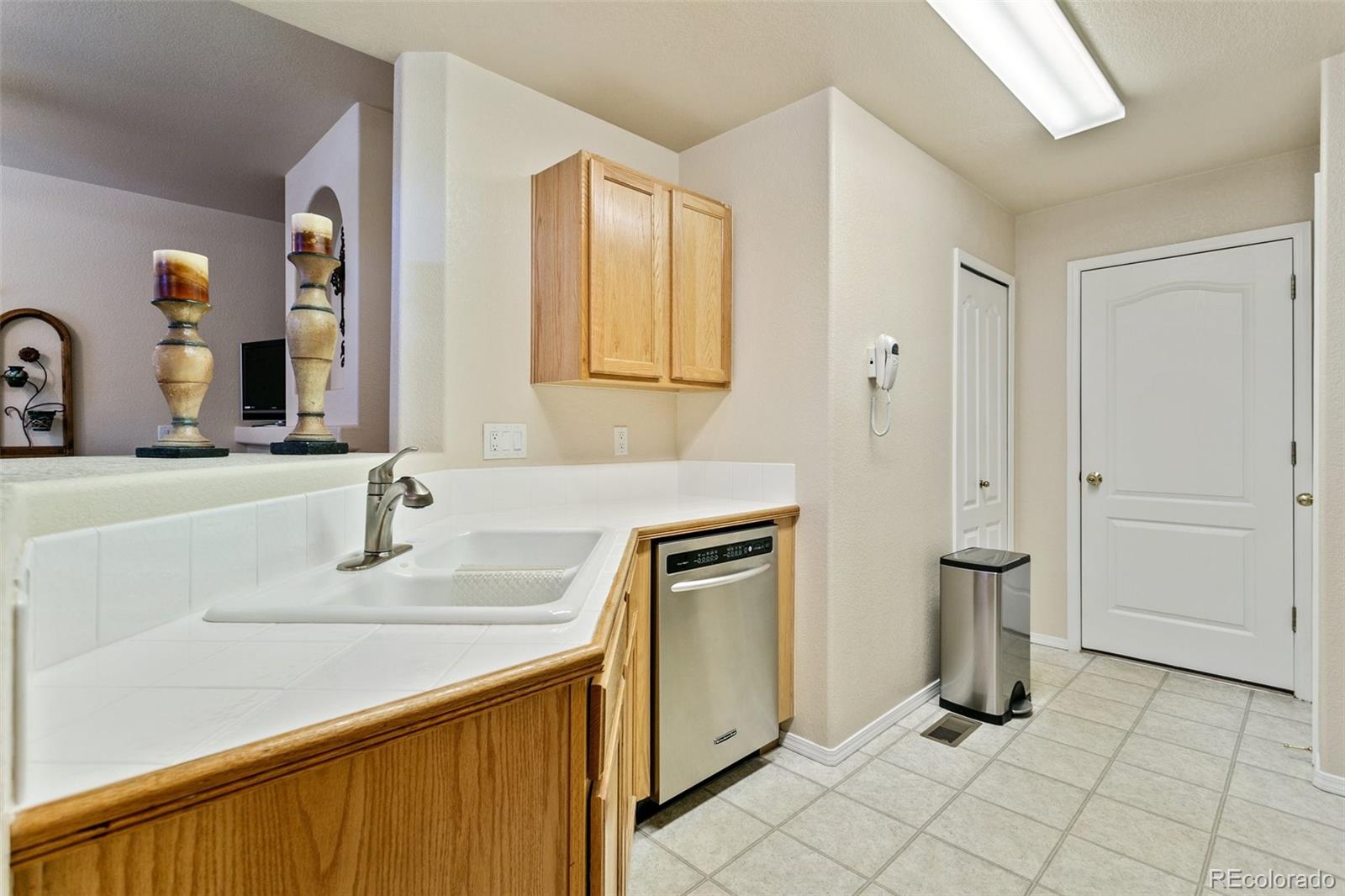 MLS Image #11 for 7127  sand crest view,colorado springs, Colorado