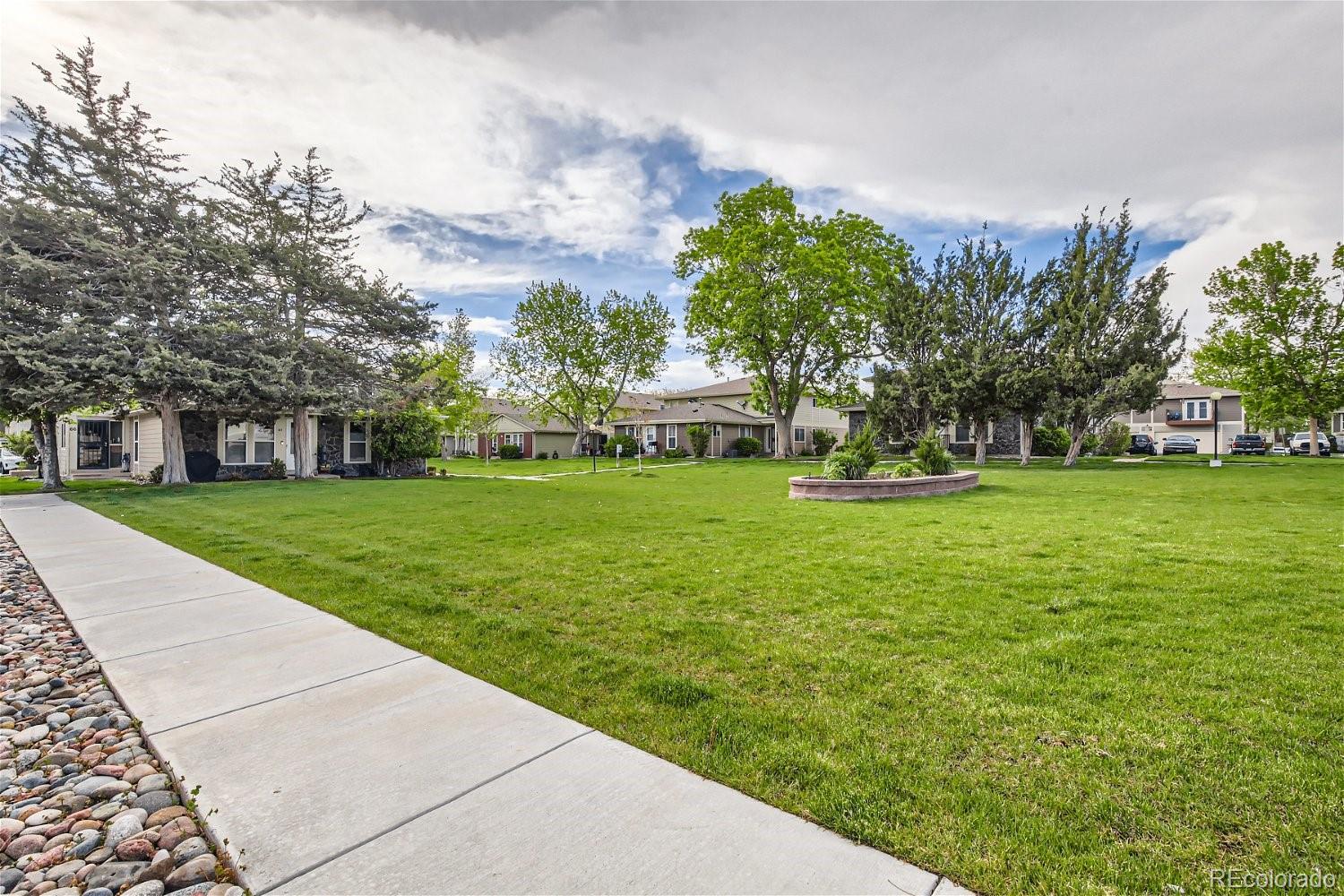 MLS Image #24 for 1250 s monaco parkway,denver, Colorado