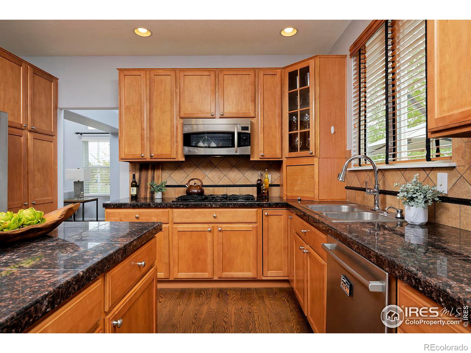 MLS Image #12 for 1602  hallet peak drive,longmont, Colorado