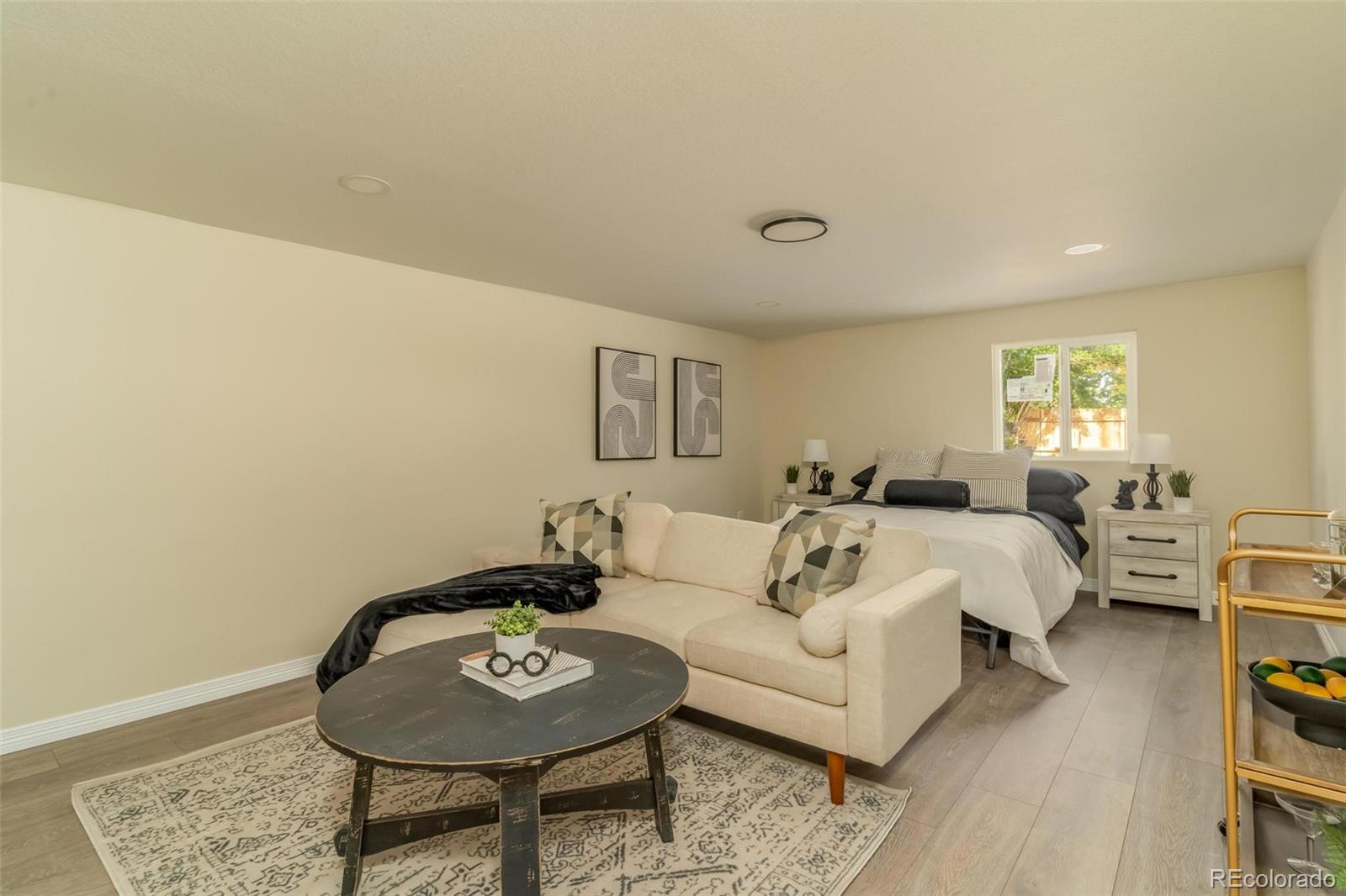 MLS Image #23 for 638  knox court,denver, Colorado