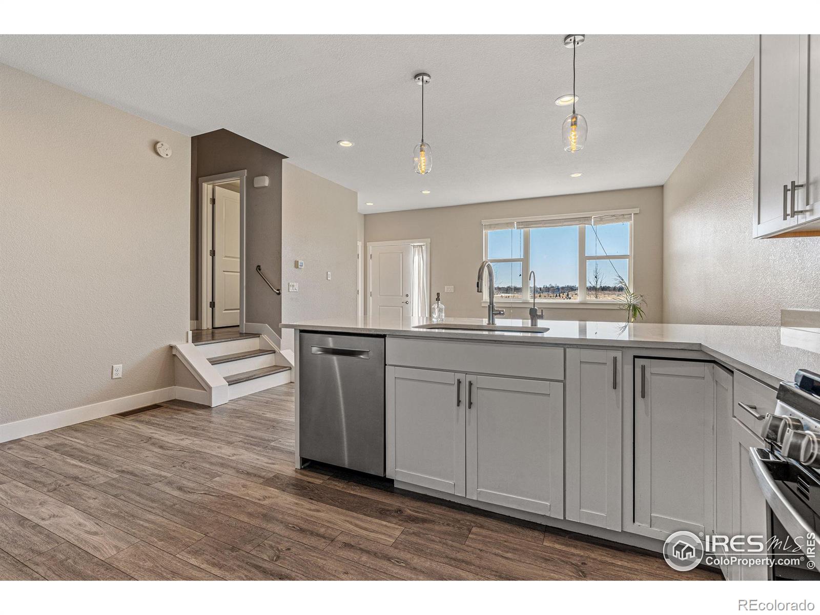 MLS Image #15 for 837  robert street,longmont, Colorado