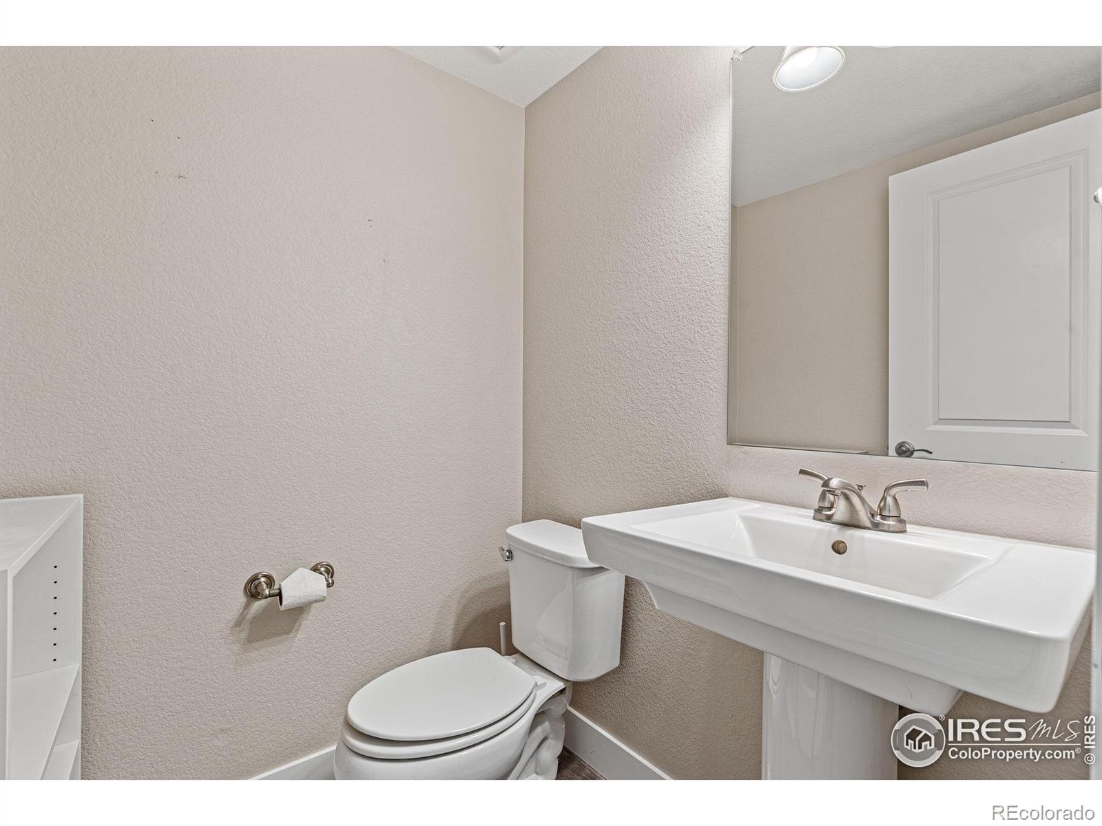 MLS Image #16 for 837  robert street,longmont, Colorado