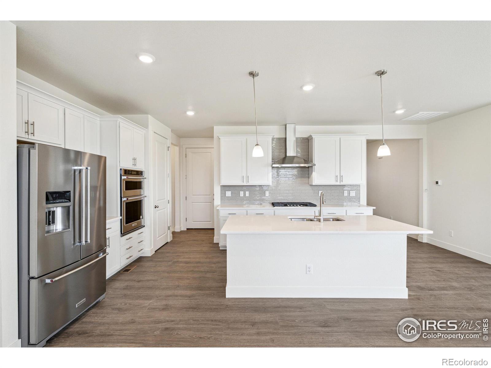 MLS Image #12 for 1066  clara view drive,berthoud, Colorado