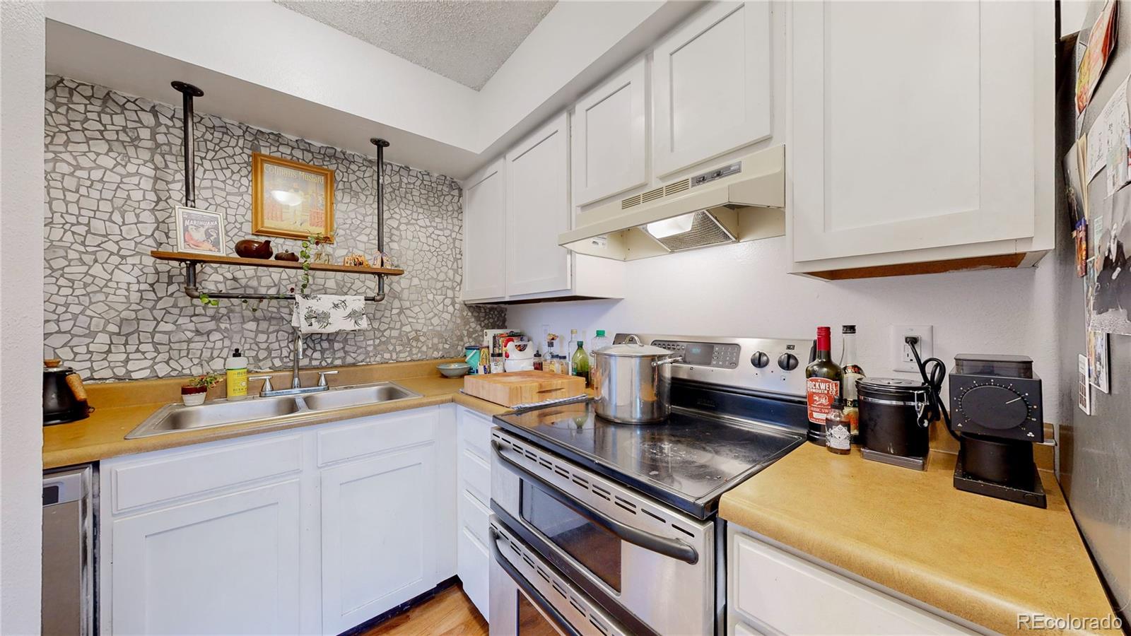 MLS Image #5 for 1705  heatheridge road,fort collins, Colorado