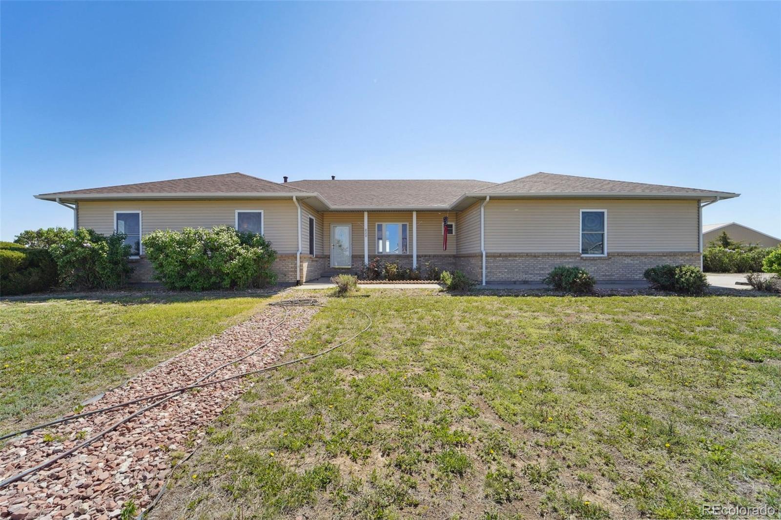 MLS Image #0 for 828  pawnee street,strasburg, Colorado