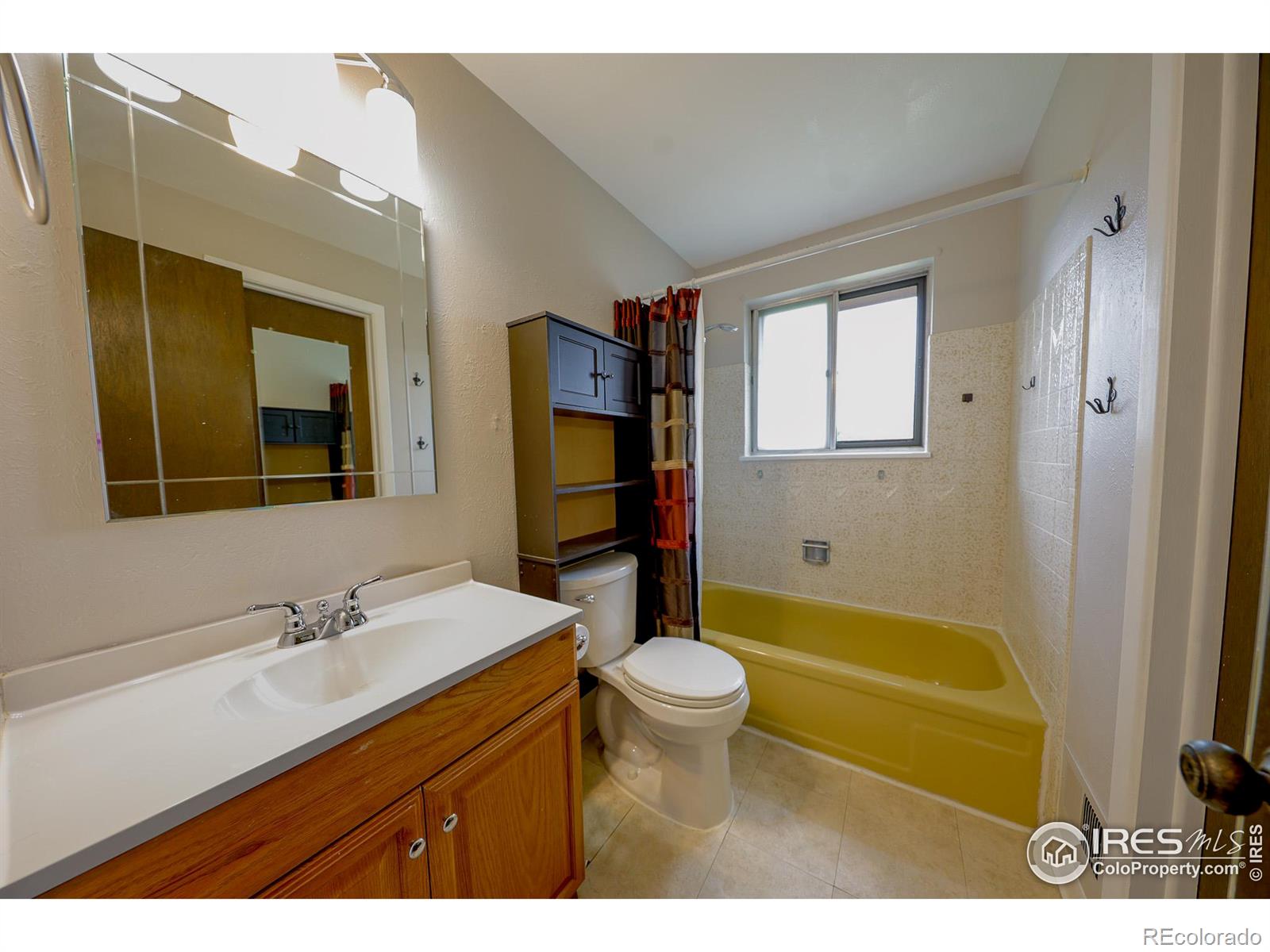 MLS Image #11 for 3119 s dayton court,denver, Colorado