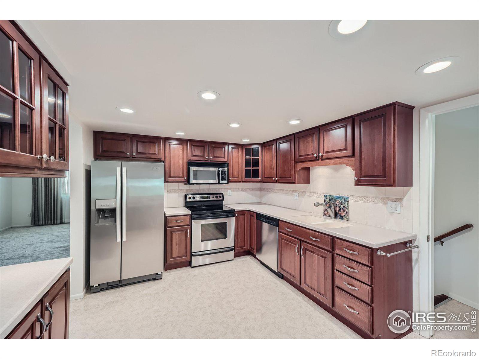 MLS Image #10 for 7048 w 70th avenue,arvada, Colorado