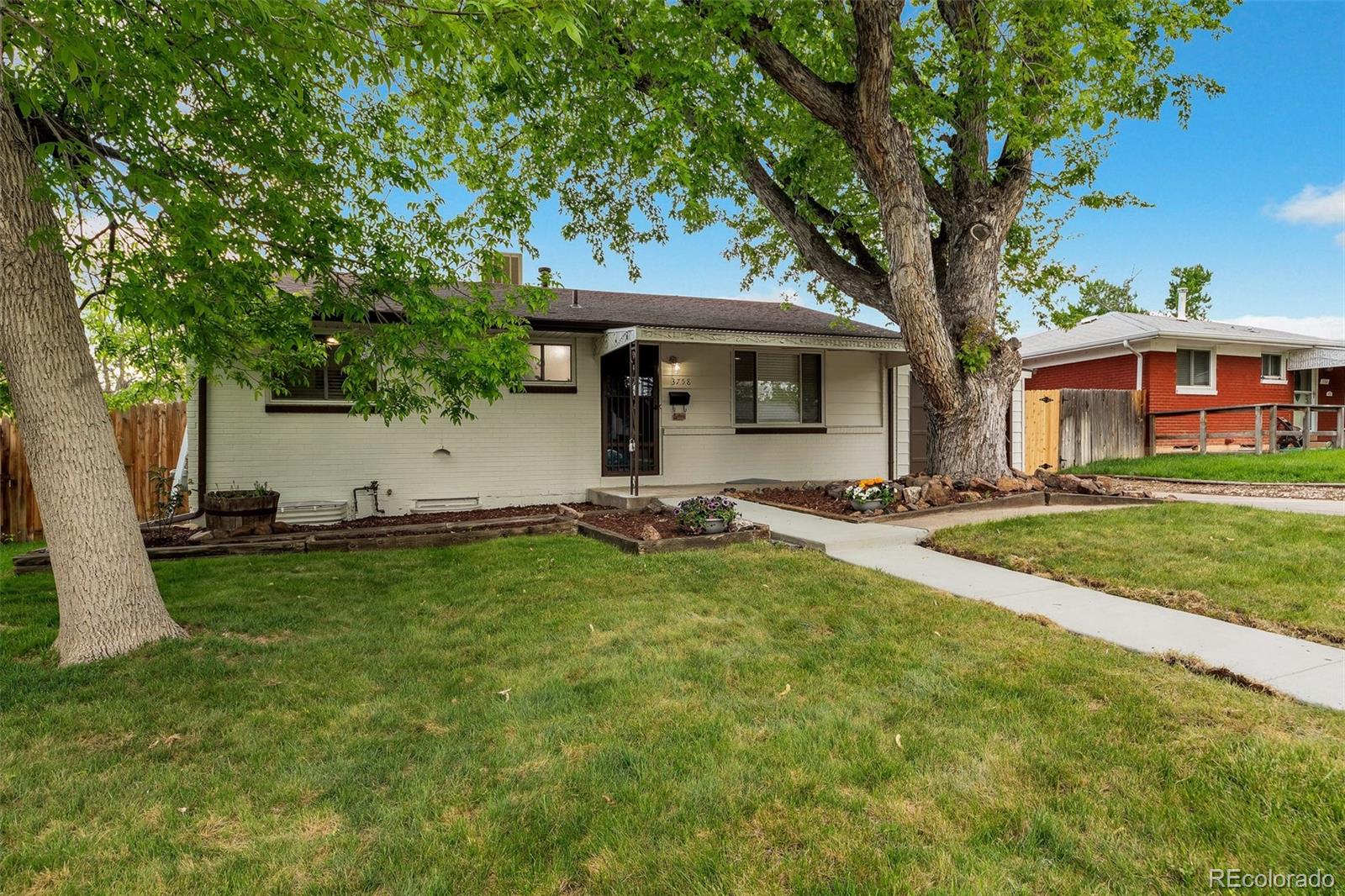 MLS Image #3 for 3758 s green court,englewood, Colorado