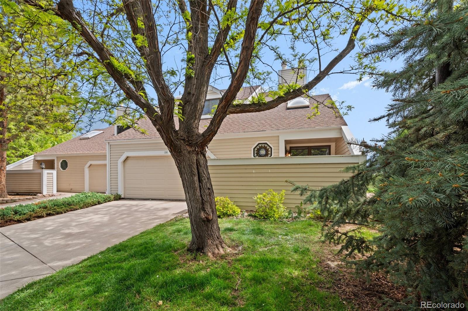 MLS Image #3 for 138 s fraser circle,aurora, Colorado