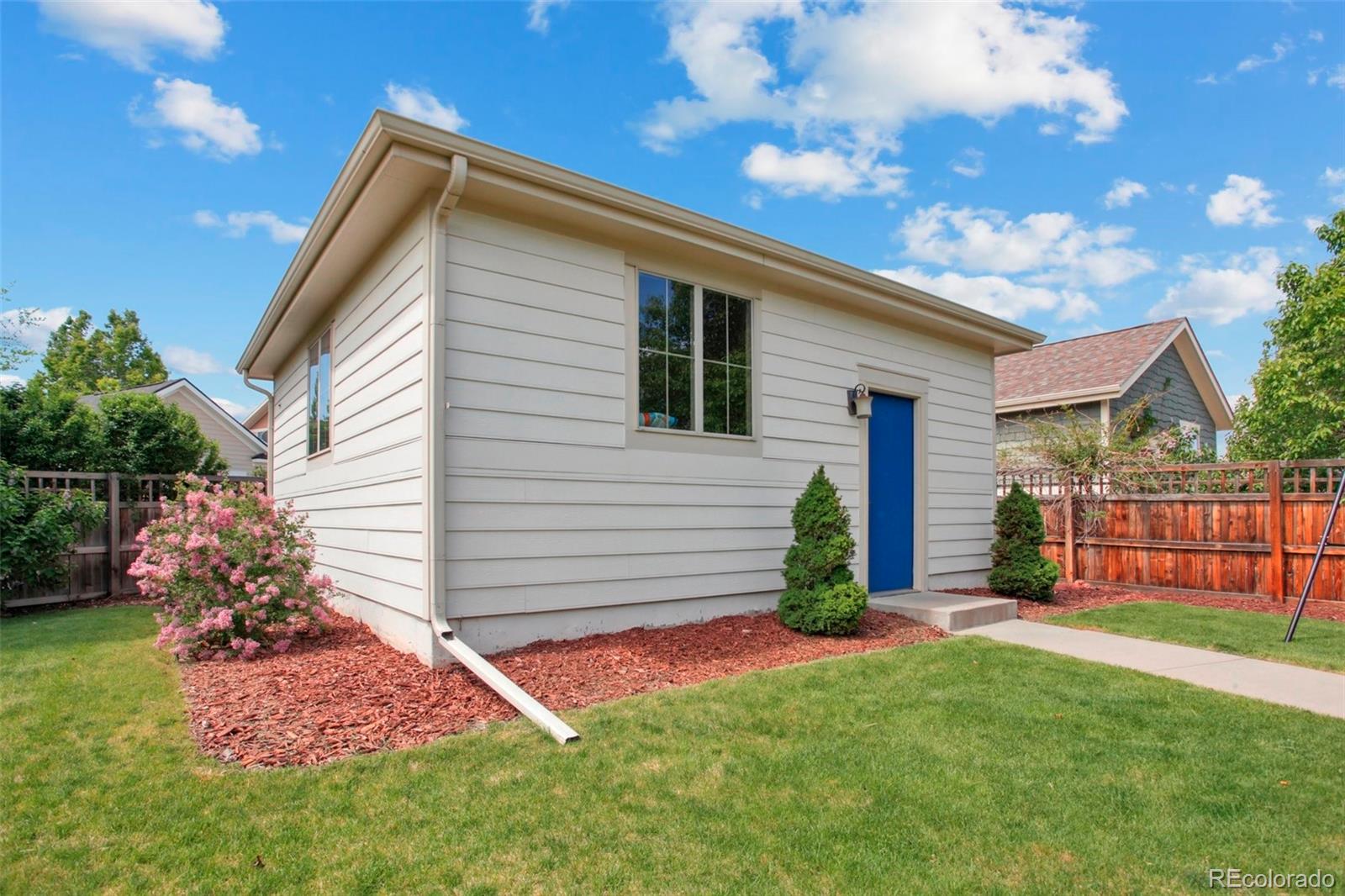 MLS Image #24 for 7856 e 22nd place,denver, Colorado