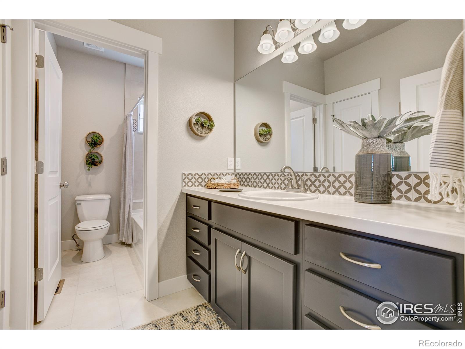 MLS Image #17 for 4193  trapper lake drive,loveland, Colorado