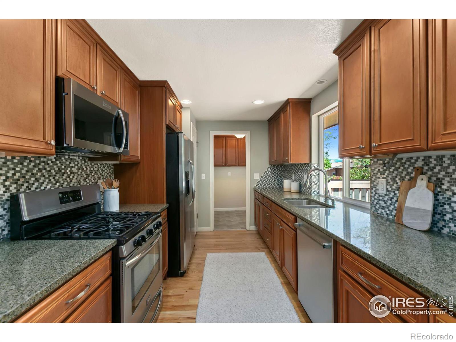 MLS Image #5 for 124  baylor drive,longmont, Colorado