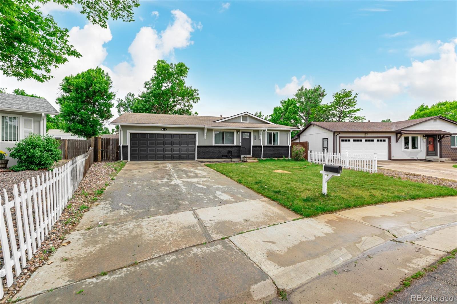 MLS Image #3 for 13052 e arkansas drive,aurora, Colorado