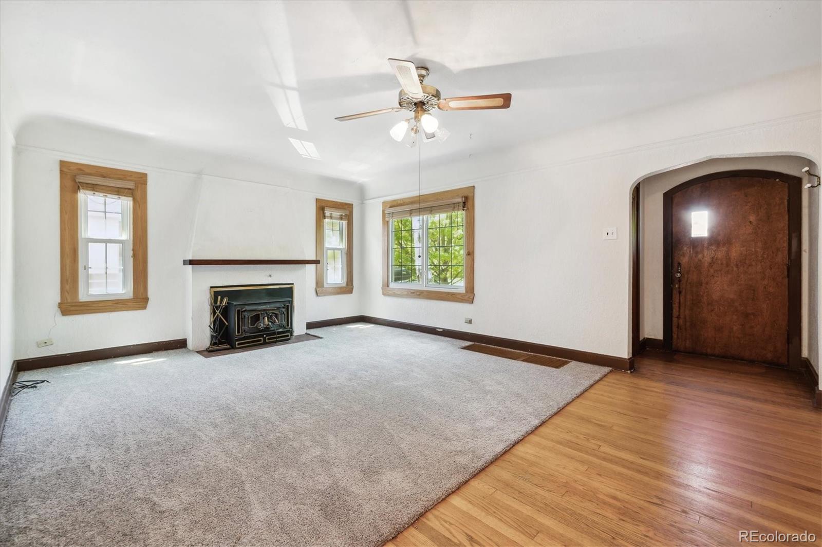 MLS Image #4 for 2068  jasmine street,denver, Colorado