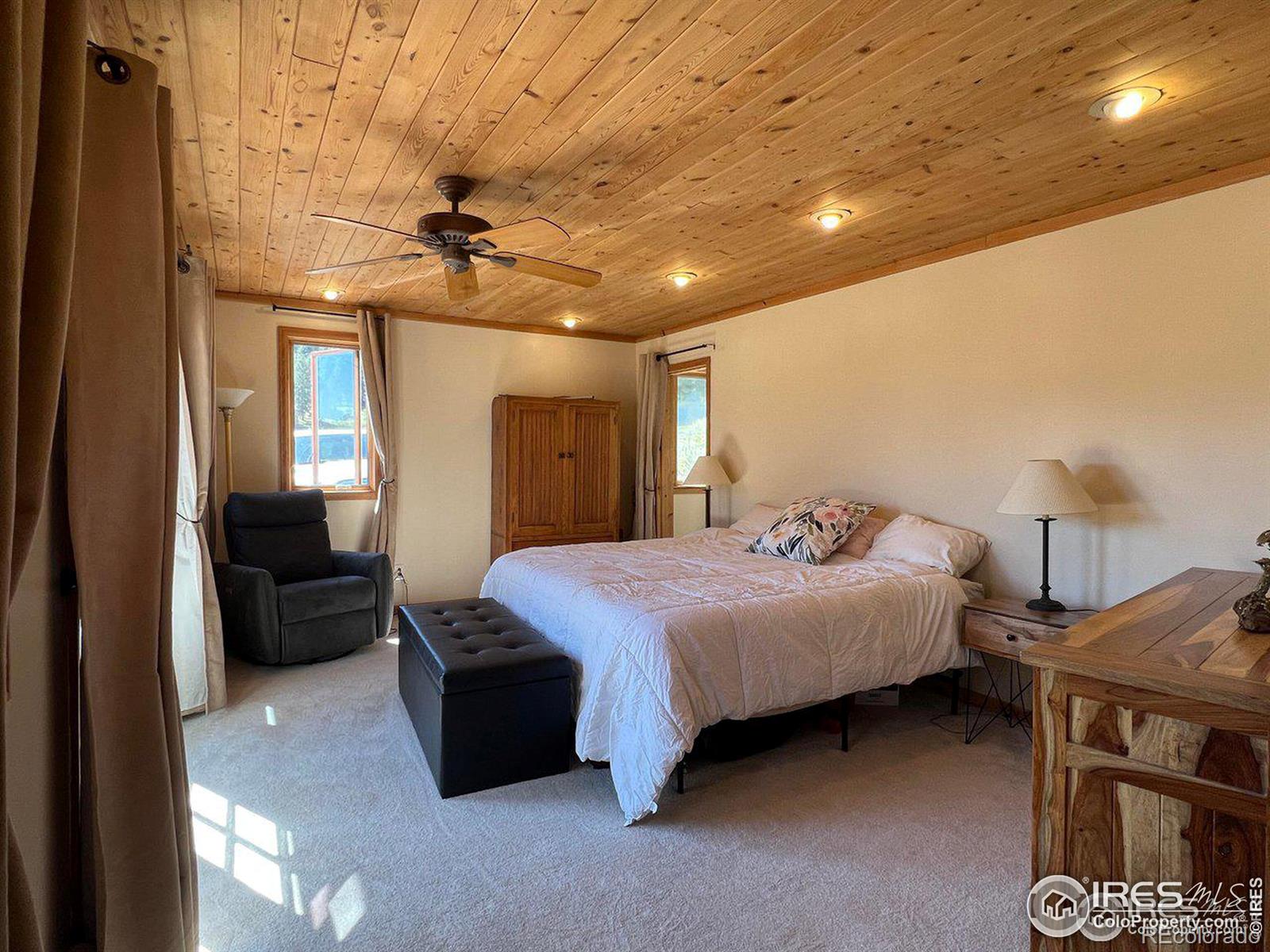 MLS Image #16 for 545  pinewood drive,lyons, Colorado