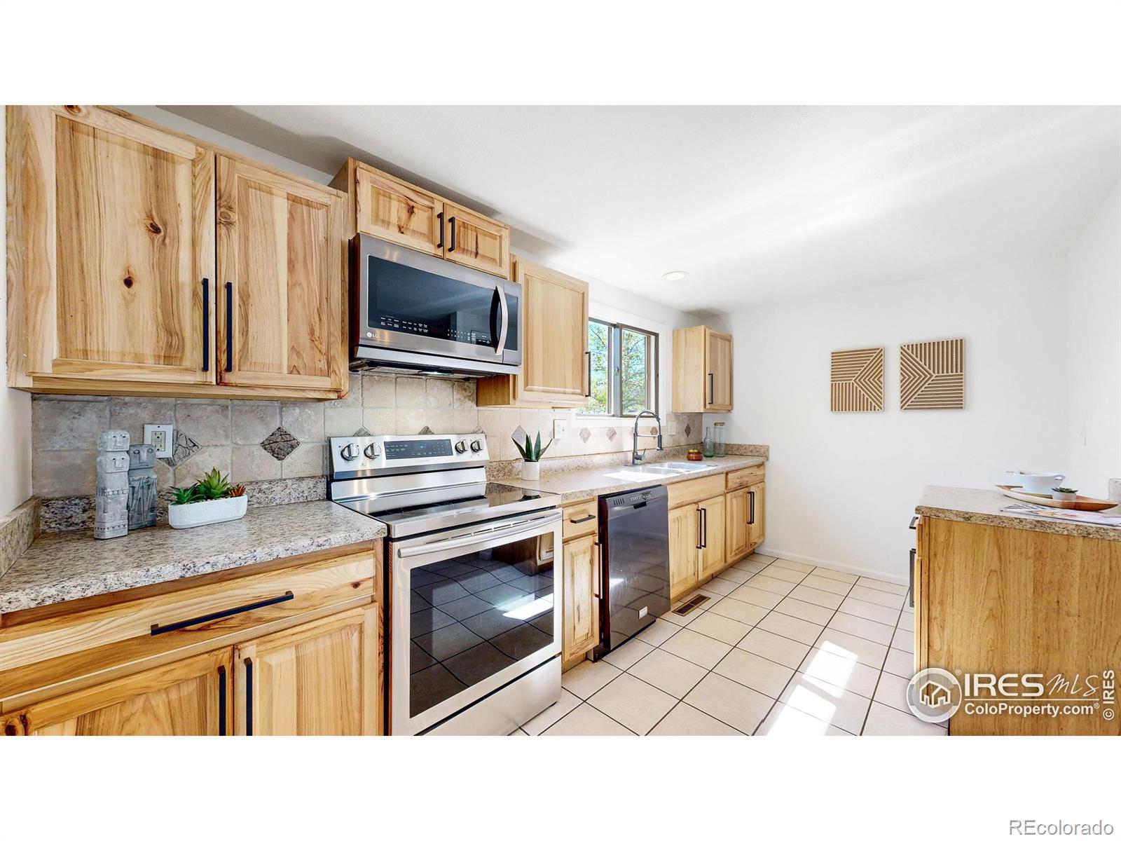 MLS Image #8 for 2037  derby court,fort collins, Colorado