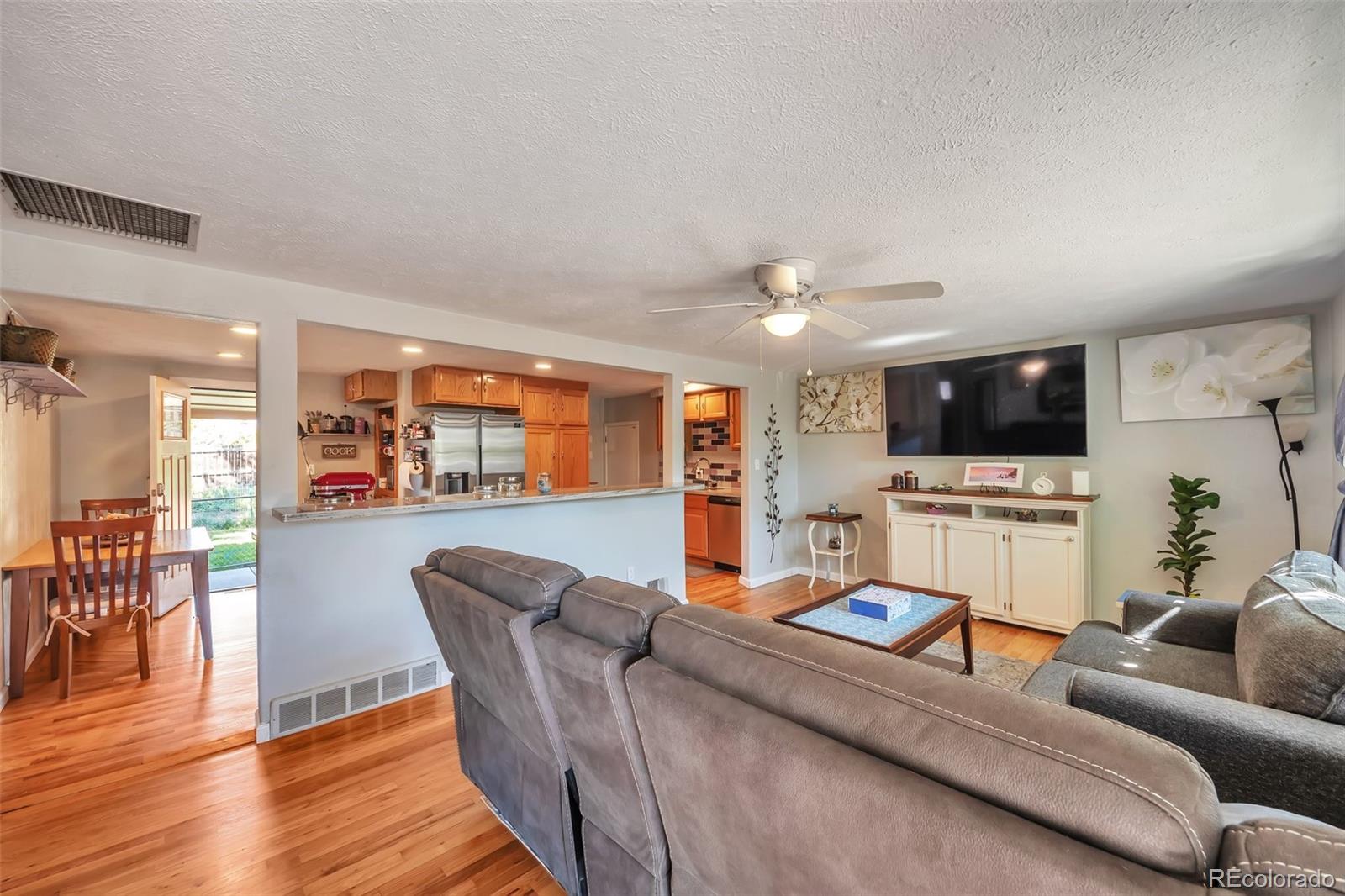 MLS Image #14 for 5115  johnson street,arvada, Colorado