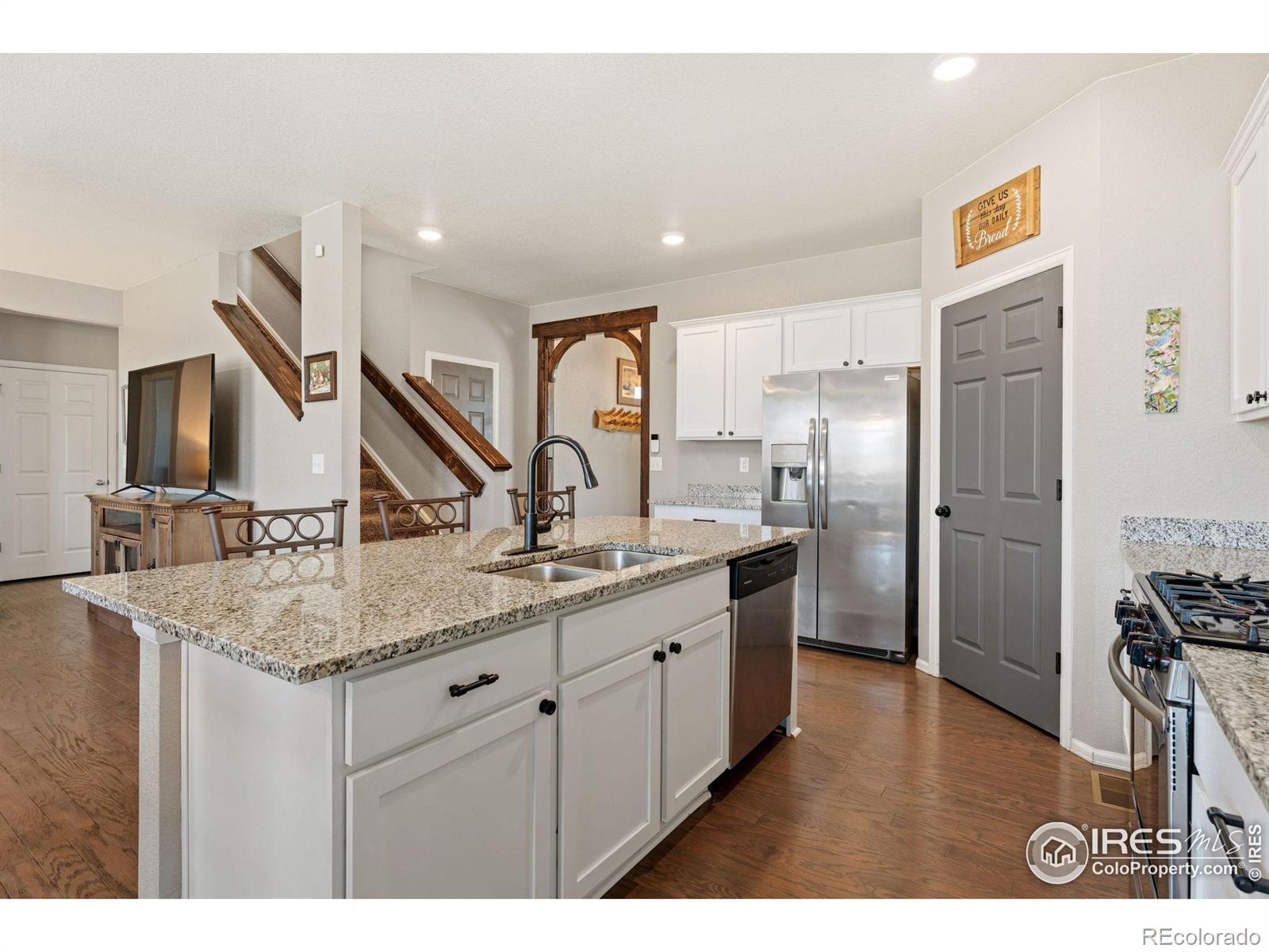 MLS Image #6 for 908  charlton drive,windsor, Colorado