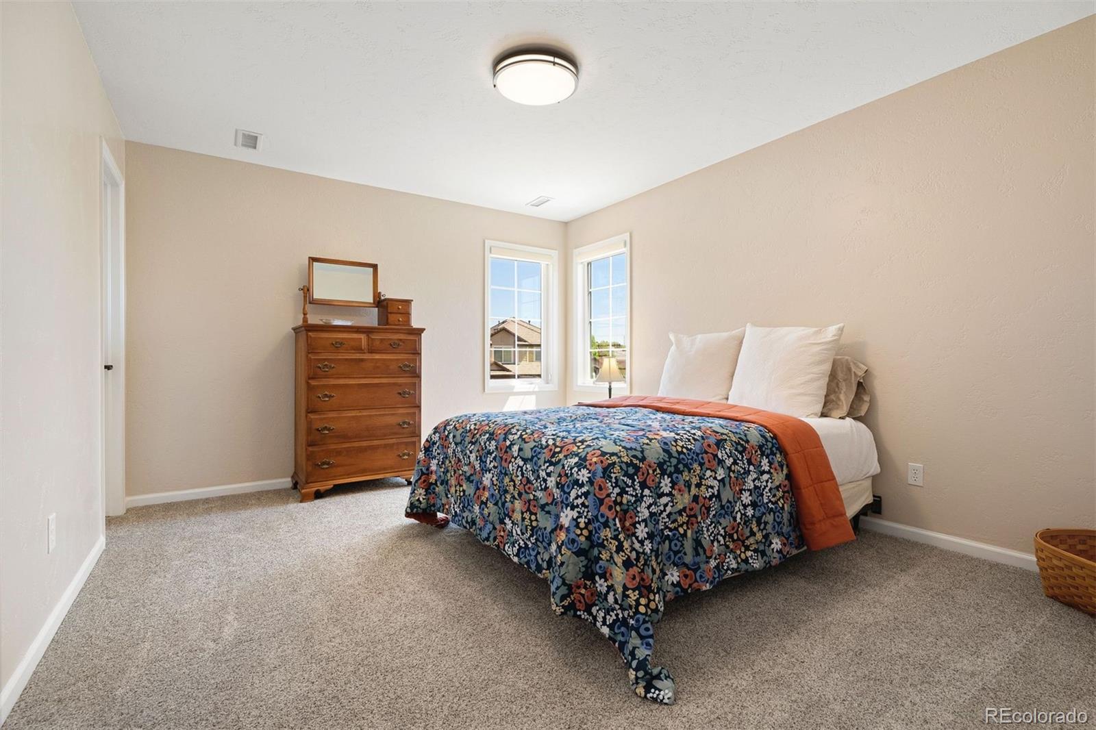 MLS Image #23 for 16418 e orchard place,centennial, Colorado