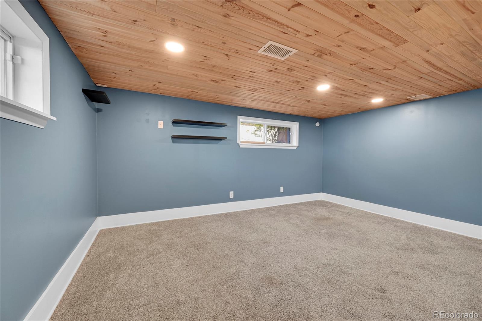 MLS Image #16 for 2183 s corona street,denver, Colorado