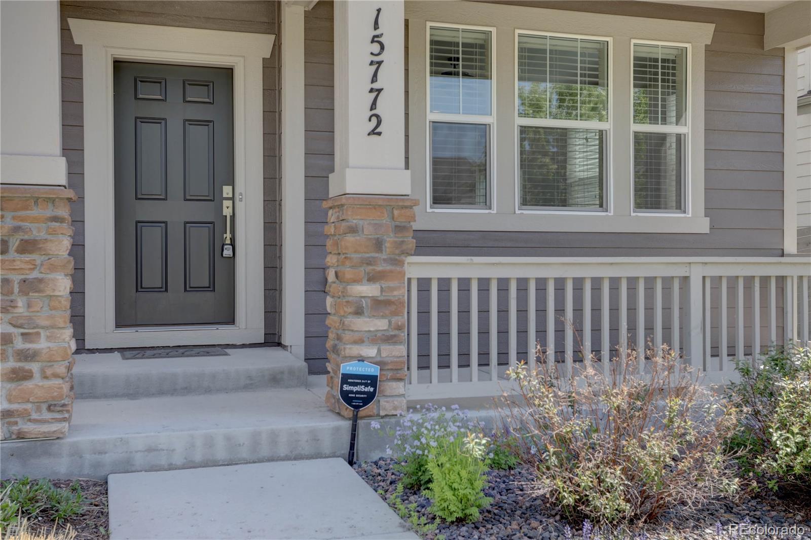 MLS Image #3 for 15772 e warner drive,denver, Colorado