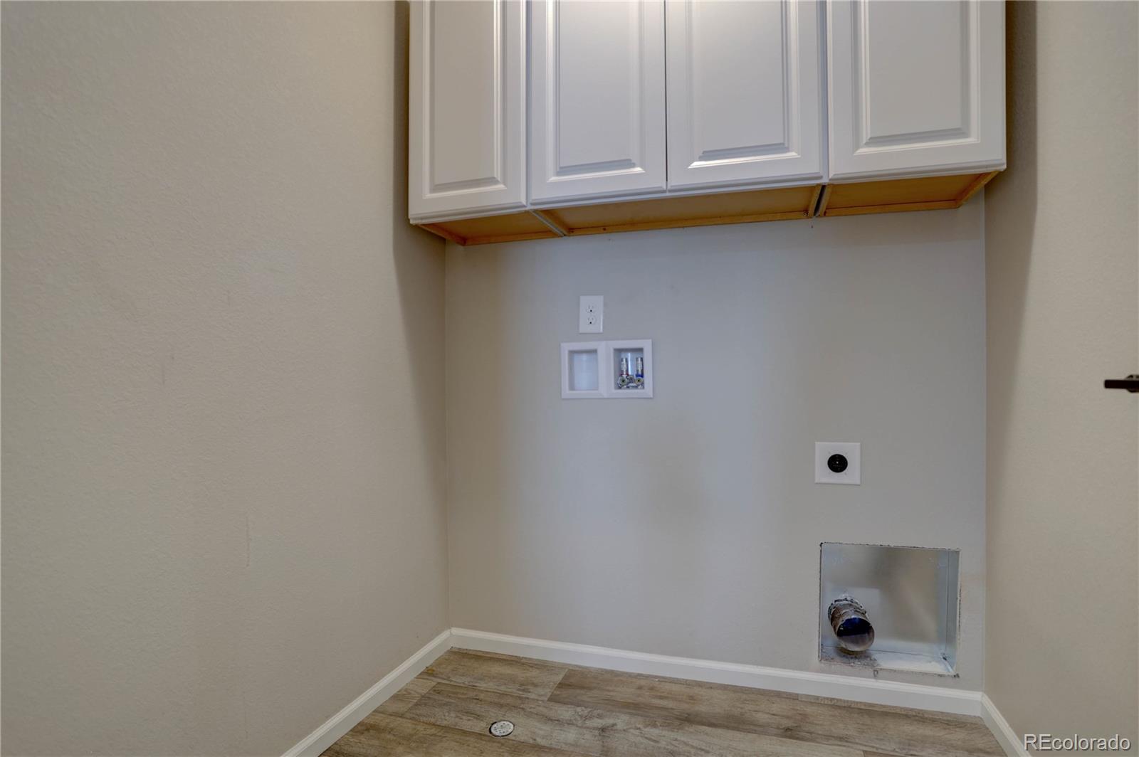 MLS Image #34 for 15772 e warner drive,denver, Colorado