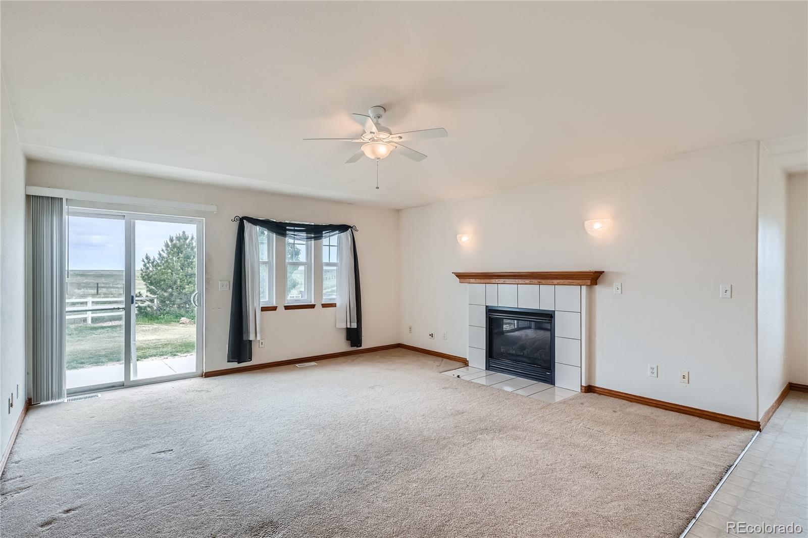 MLS Image #4 for 20591 e amherst place,aurora, Colorado