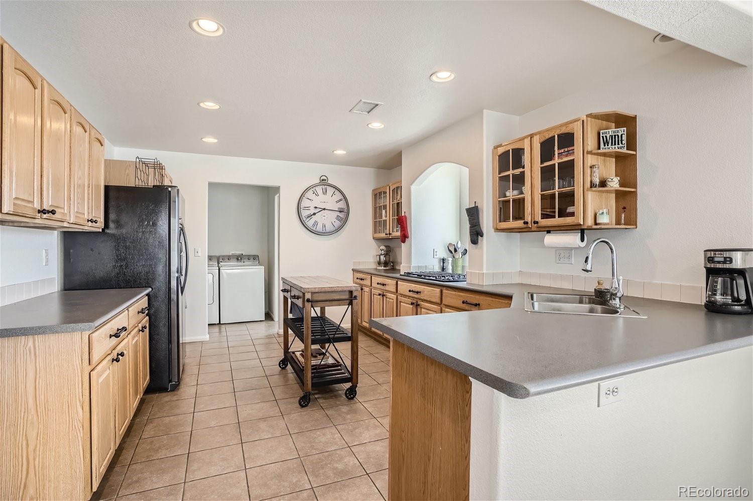 MLS Image #9 for 20546  robins drive,denver, Colorado