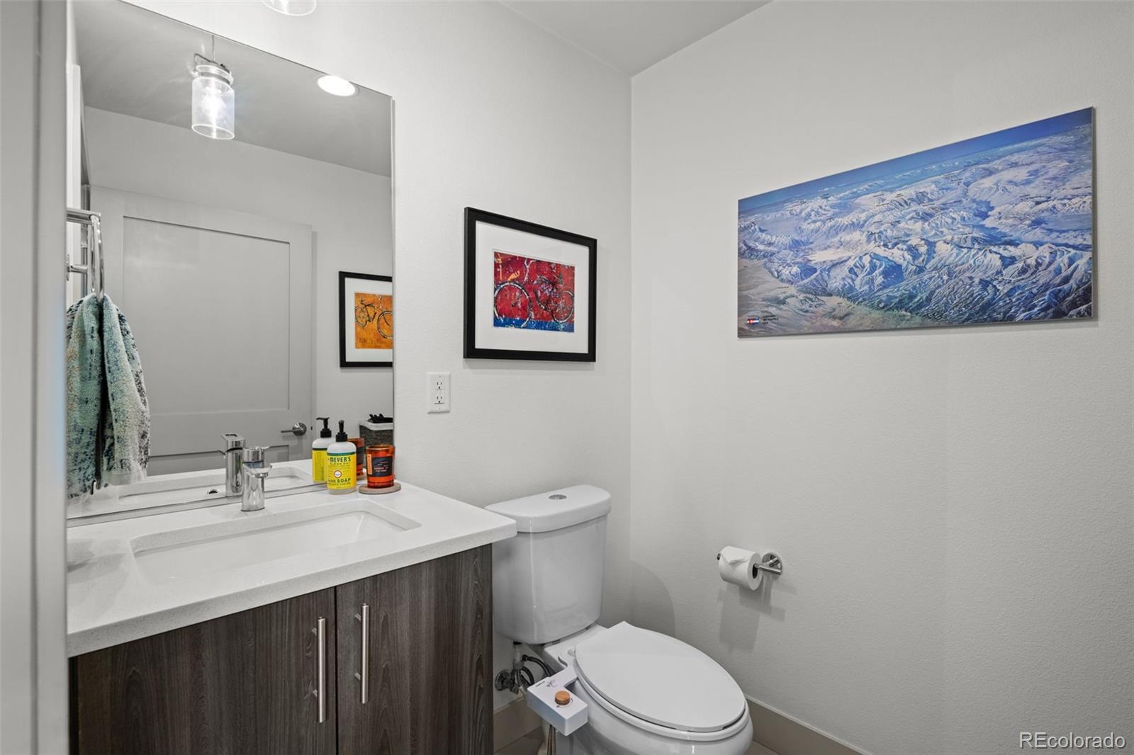 MLS Image #26 for 2055 n york street,denver, Colorado